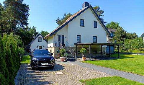 Island of Usedom: Detached house with a commercial outbuilding, live where others vacation.
