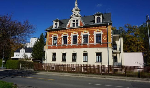 Frisch renovierte 2-Zimmer-Wohnung mit Charme in idyllischer Lage in Einsiedel, auf Wunsch mit Küche