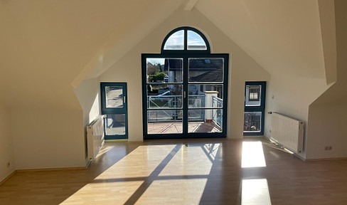 Light-flooded maisonette in a quiet location with garage parking space