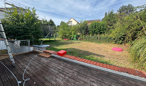 Beautiful 4-5 room apartment in Münster-Sarmsheim with a stunning garden and fitted kitchen.