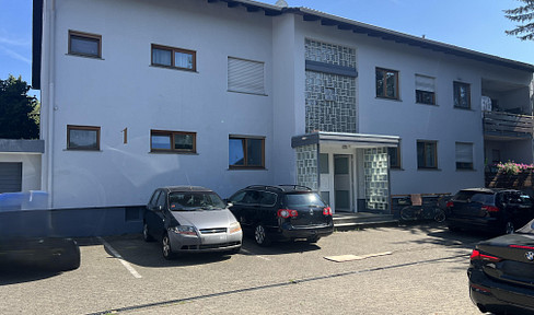 Kapitalanlage: Mehrfamilienhaus mit 6 vermieteten Wohnungen in bester Lage von Erzingen/Klettgau