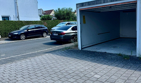 Garage in Nuremberg Leyh for rent