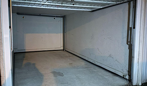 Garage in Nuremberg Leyh for rent