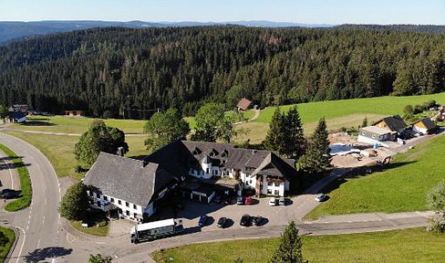 V. Private 12 partly furnished Single apartment in natural location in Furtwangen with wonderful view & garden