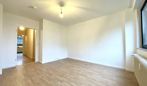 *** Modern 2-room apartment with balcony and underground parking space in Wuppertal Oberbarmen ***