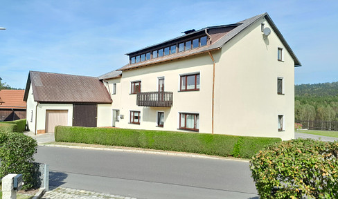 Zweifamilienhaus (3 Wohnungen) in ländlicher Naturlage mit malerischer Aussicht