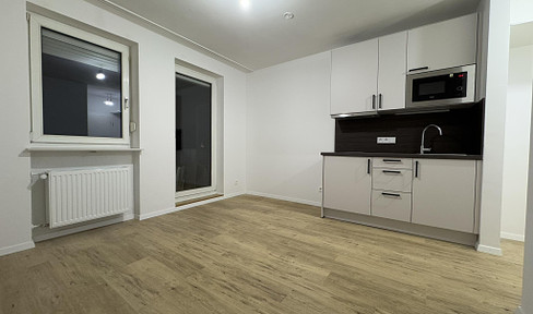 +++ First-time-occupancy core refurbishment - Bright 1-room apartment with balcony in Munich-Giesing +++