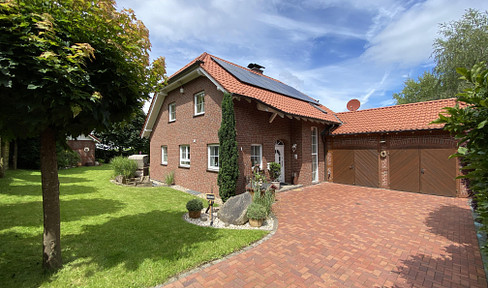 Energy-efficient country house with fantastic garden