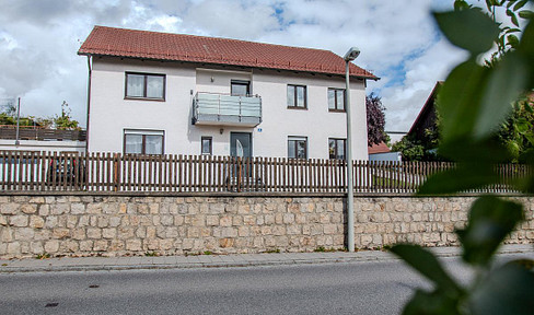 Multi-generation house with 2 large terraces