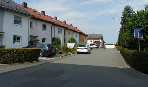 Sehr schöne, renovierte 3,5-Zi.-Wohnung in ruhiger Lage ab Juli/August 2025 verfügbar