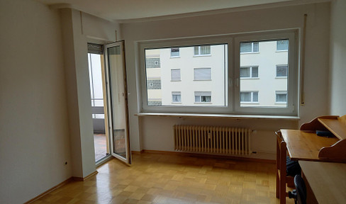 quiet, sunny and beautiful 1-room apartment