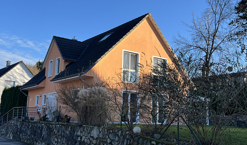 Great bright modern low-energy detached house in Mickhausen/20min-Augsburg