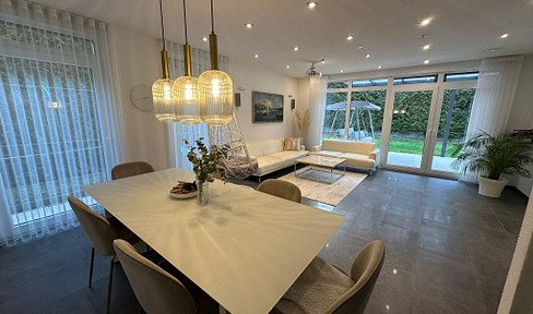 Semi-detached house with high-quality interior finishes, located in Enzenhardt, Nürtingen.