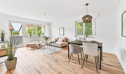 Immediately available, light-flooded 3-room apartment in renovated condition