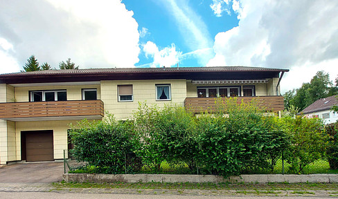 Ground floor apartment with terrace and garden