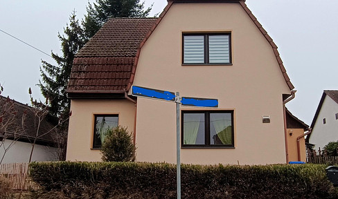 Charmantes Einfamilienhaus in begehrter Wohnlage von Rasberg in ZZ