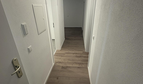 2. OG: Modern sanierte 2-Zimmer-Wohnung in Tuttlingen