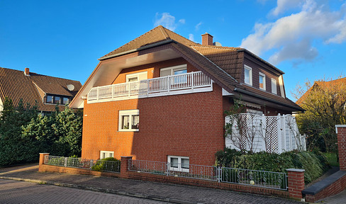 Gepflegtes Haus in ruhiger Lage - von Einfamilien- bis Dreifamilienhaus nutzbar