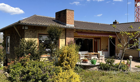 Charmantes Einfamilienhaus mit großem Garten