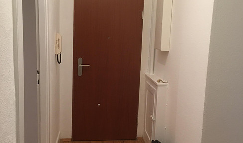 Single apartment seeks single in Frankfurt Sachsenhausen