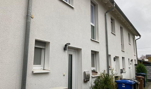 Without estate agent: Terraced house energy class A+ for sale in Büttelborn