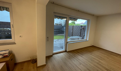 Exclusive apartment for rent with garden, garage & terrace