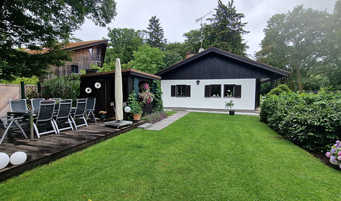 Traumhaftes Baugrundstück mit Bungalow am Wörthsee