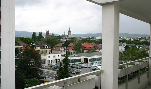 Fantastic, central 2ZKB with a view of the Taunus