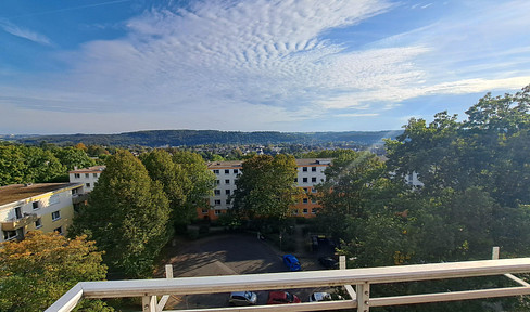 Refurbished 2-room apartment with balcony and beautiful view over Essen-Kettwig