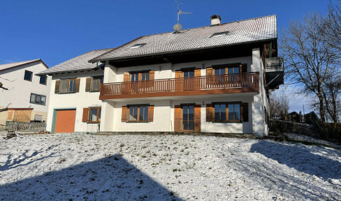 Sonnige Terrassenwohnung für Gartenliebhaber