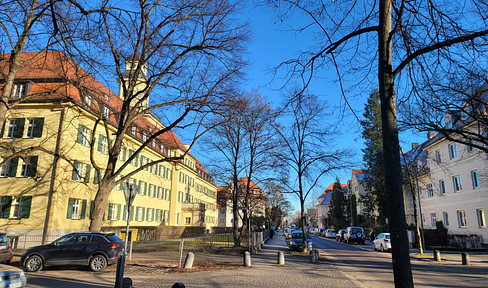 Nymphenburg Gern - exklusive 4-Zimmer-Wohnung mit Südterrasse und Südgarten in begehrter Lage