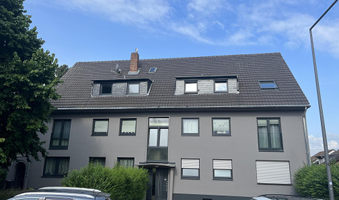 KÖLN-WEIDEN; PROVISIONSFREIE LICHTDURCHFLUTETE 3 ZIMMERWOHNUNG