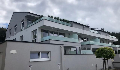 Exklusives Penthouse – Luxuriös, durchdacht mit 3 Stellplätzen!