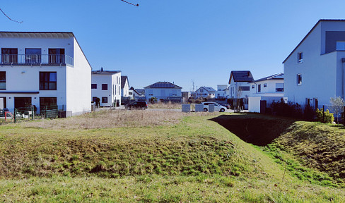 DHH Grundstück in bester Lage im Neubaugebiet