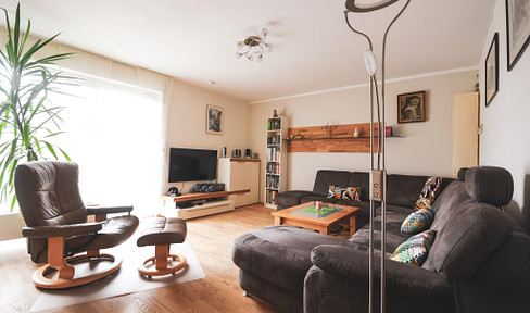 Your new home in Fürth-Hardhöhe: 3-room apartment with fitted kitchen and balcony