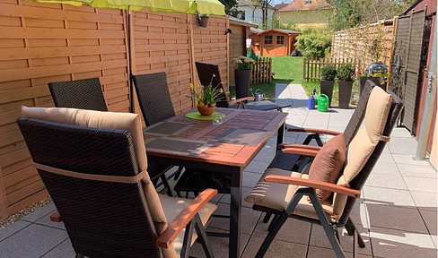 Gemütliches RMH mit großzügigem Garten in exzellenter Lage