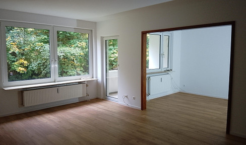 Bright 3.5 room first floor apartment for rent in Altwarmbüchen Isernhagen with a view of the countryside!