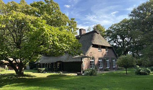 Charmantes, modernisiertes Landhaus in idyllischer Lage