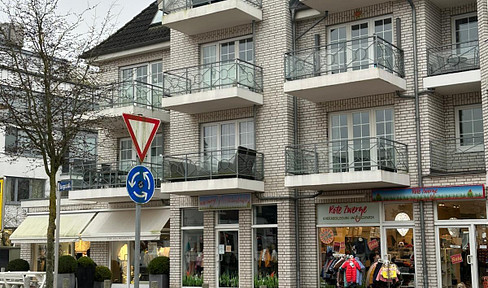 Very nice apartment in the heart of Timmendorfer Strand, 100 meters to the beach incl. underground parking