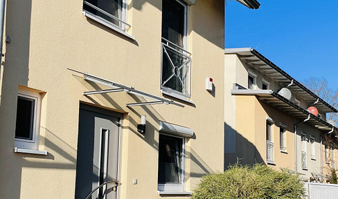 Attraktives Reihenendhaus mit Blick ins Grüne - Ihr neues Zuhause in Nürnberg/Herpersdorf -