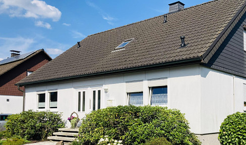 Haus & Einliegerwohnung & Garten in netter Siedlung & guter Wohnlage