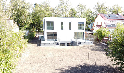 Your dream home is waiting for you - modern living in the green paradise of Blankenfelde-Mahlow!