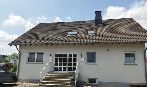 Schöne, helle, ruhige 4-ZKB mit Balkon und herrlichem Fernblick in Heilberscheid (Nähe MT/LM)