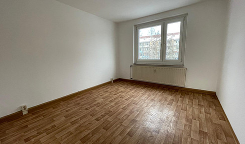 2-Zimmer-Wohnung mit hochwertiger Einbauküche, Waschmaschine und Balkon