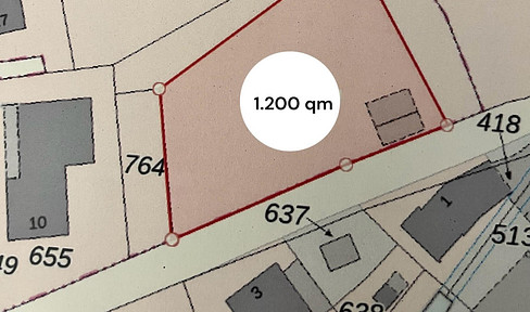 Sunny building plot in a central location, adjacent recreational area.