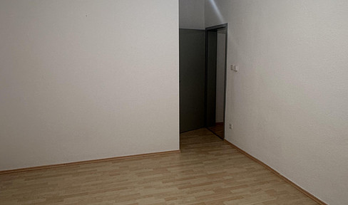 2 Zimmer Küche Bad EG Wohnung 1 Jahr befristet