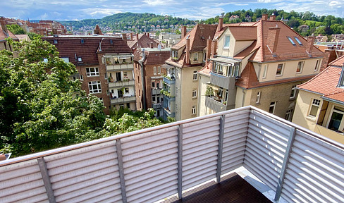 Maisonette Stuttgart Zentrum, Dachterrasse und Balkon, Kulturdenkmal - Aussicht über die Innenstadt
