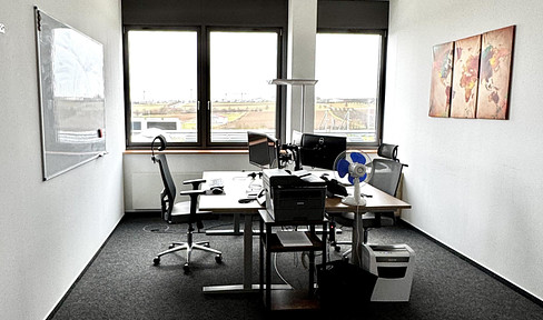 Prestigious, bright office unit with central access on the Lerchenberg