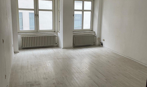 4- Zimmer Wohnung mit Potenzial