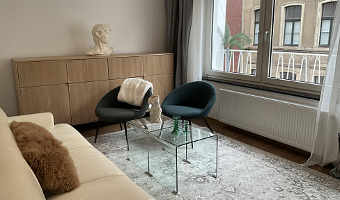 Renovated, bright and furnished 3-room apartment with balcony in Altstadt/Nord (Cologne)